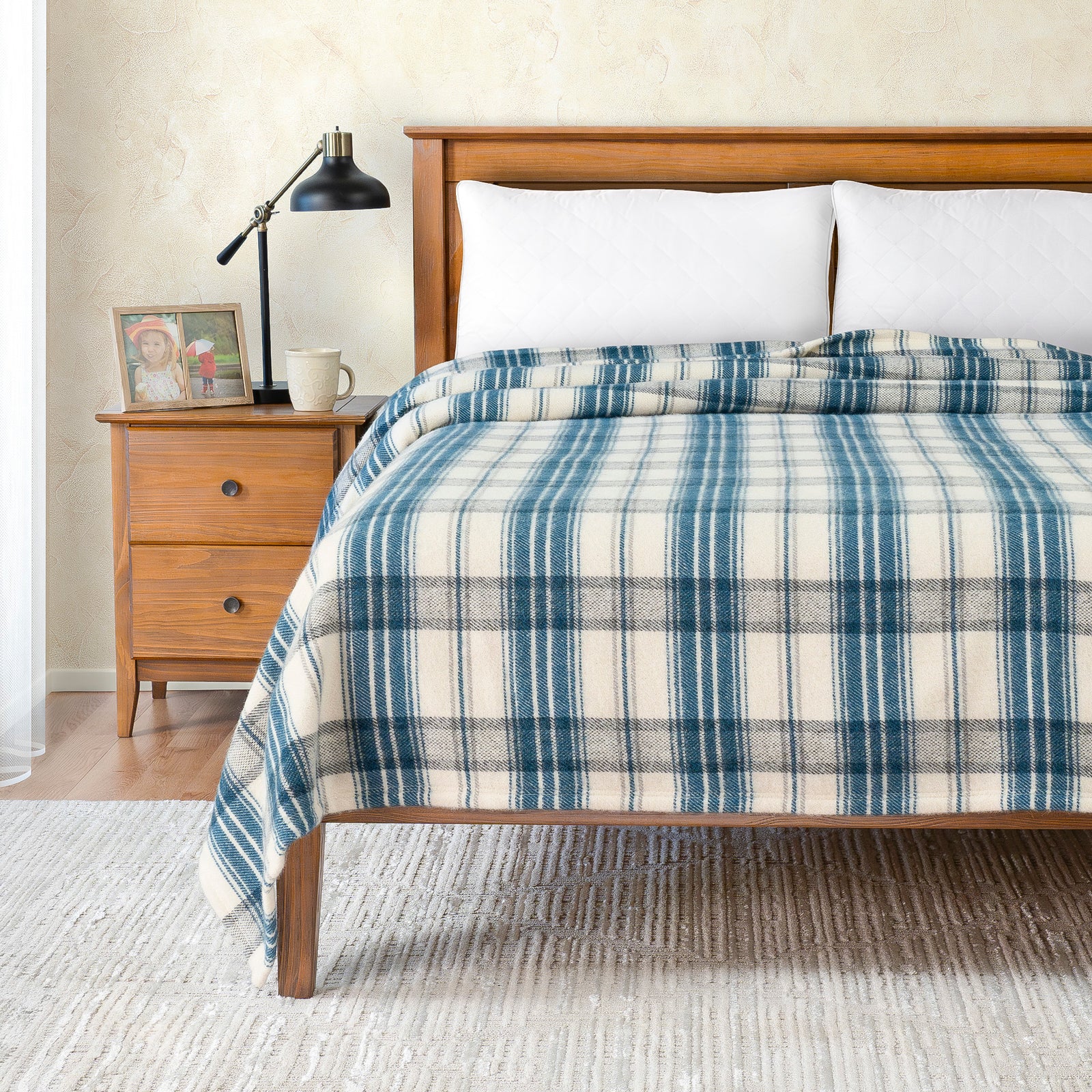 Tahoe wool-blanket-450gsm-blue-poyet motte blend